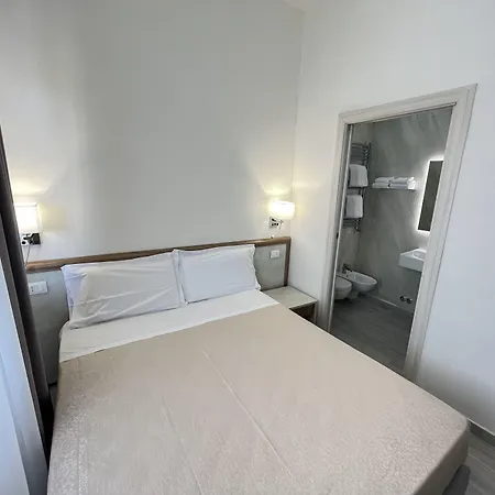 ゲストハウス Sunset House 3*