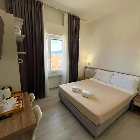 בית הארחה Sunset House