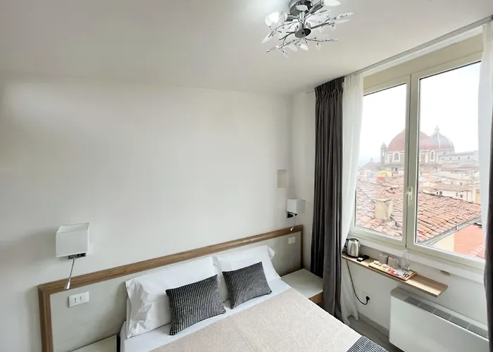 Sunset House Florence