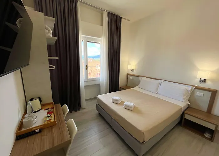 Sunset House Florence